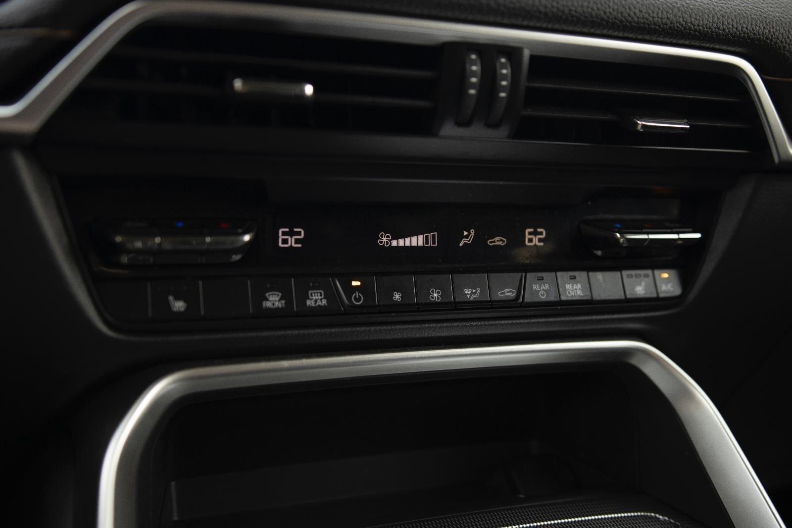 2025 Mazda CX-90 Preferred photo 8