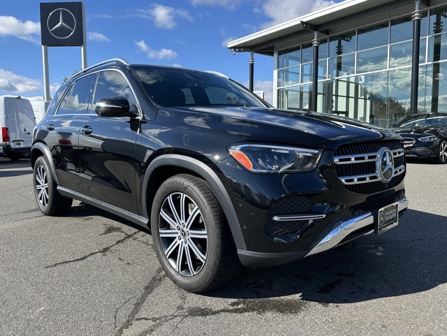 2025 Mercedes-Benz GLE GLE450E's photo