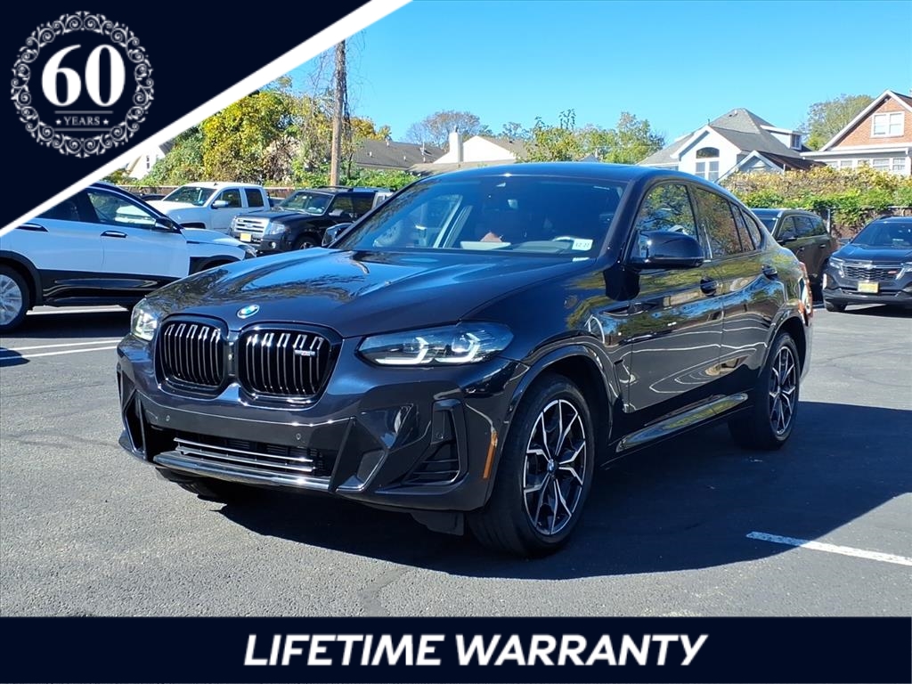 2023 BMW X4 M40i's photo