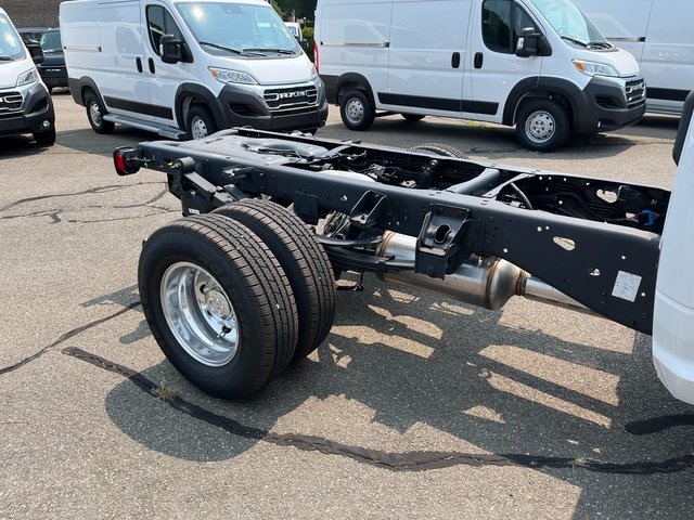 2025 Ram 3500 Tradesman photo 7