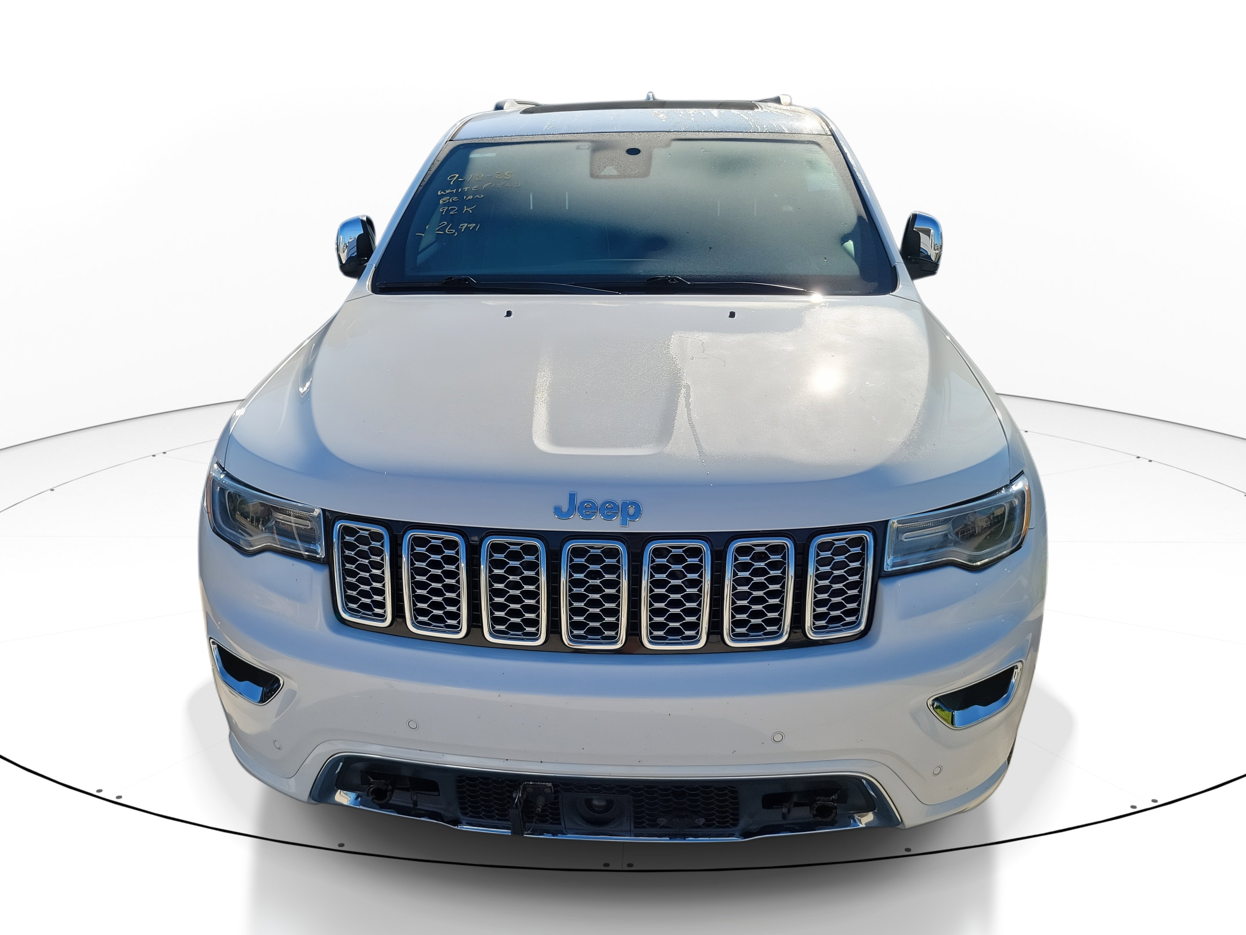 2019 Jeep Grand Cherokee Overland photo 2