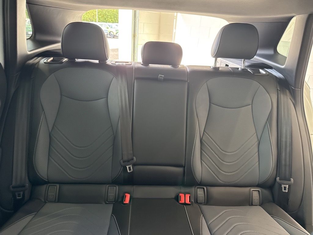 2025 Volkswagen Tiguan SE R-Line Black photo 15