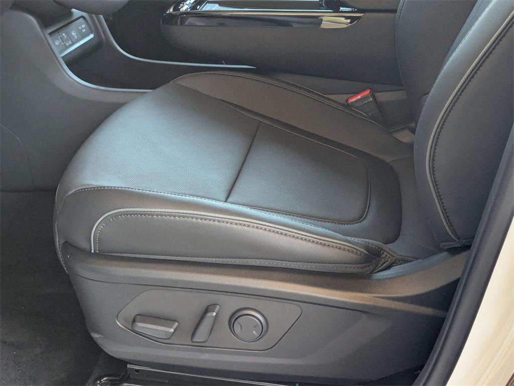 2025 Hyundai Tucson Limited photo 16