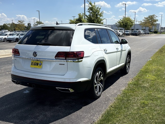 2022 Volkswagen Atlas SEL photo 4