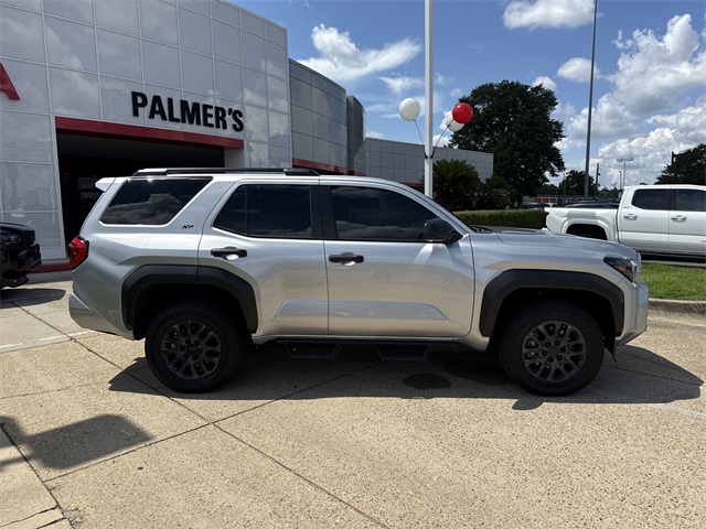 2025 Toyota 4Runner SR5 photo 2
