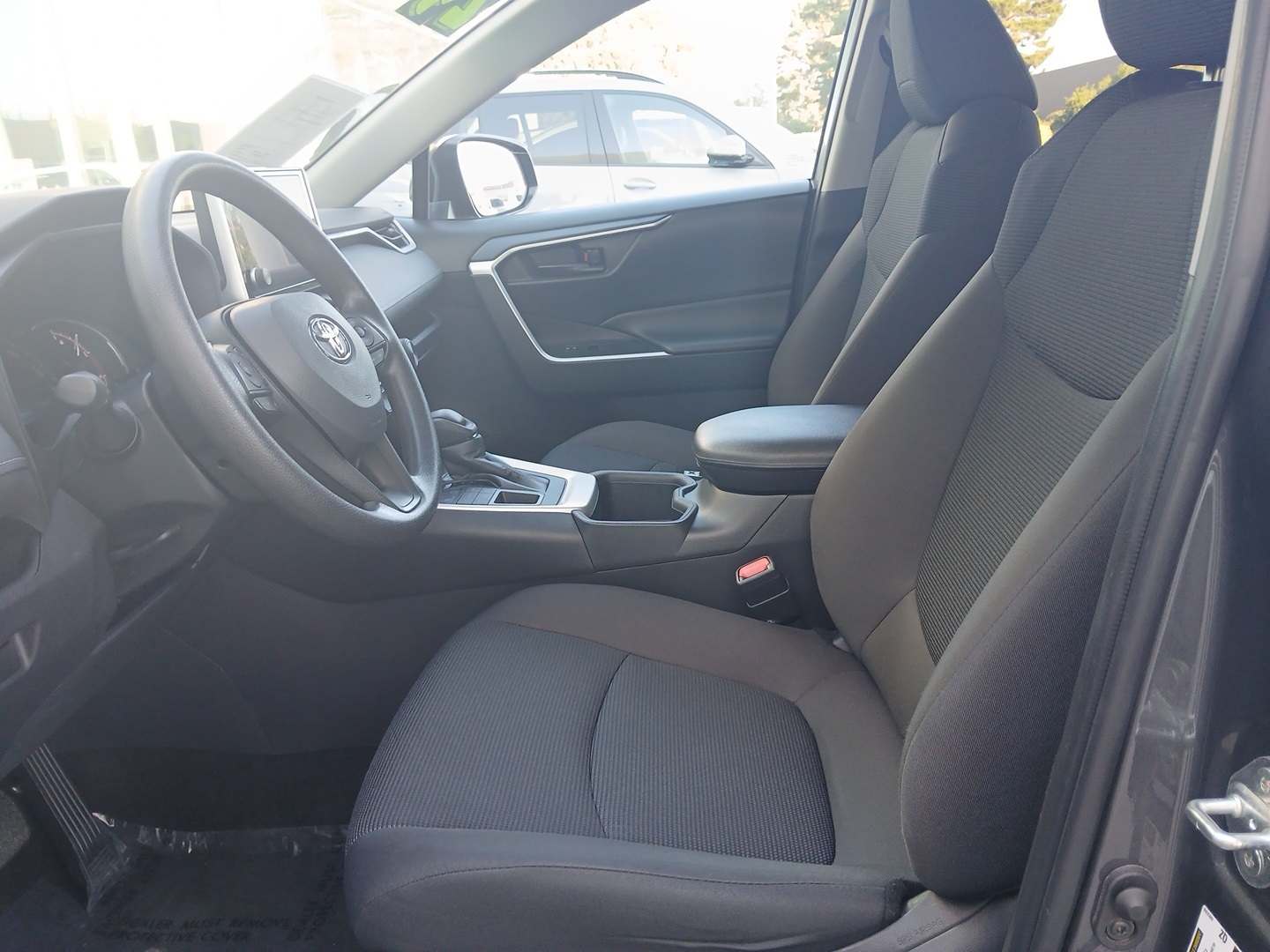 2024 Toyota RAV4 LE photo 12