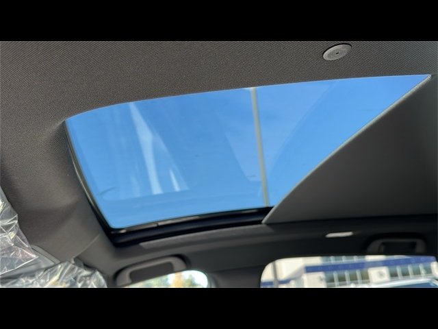 2025 Acura RDX Base photo 12