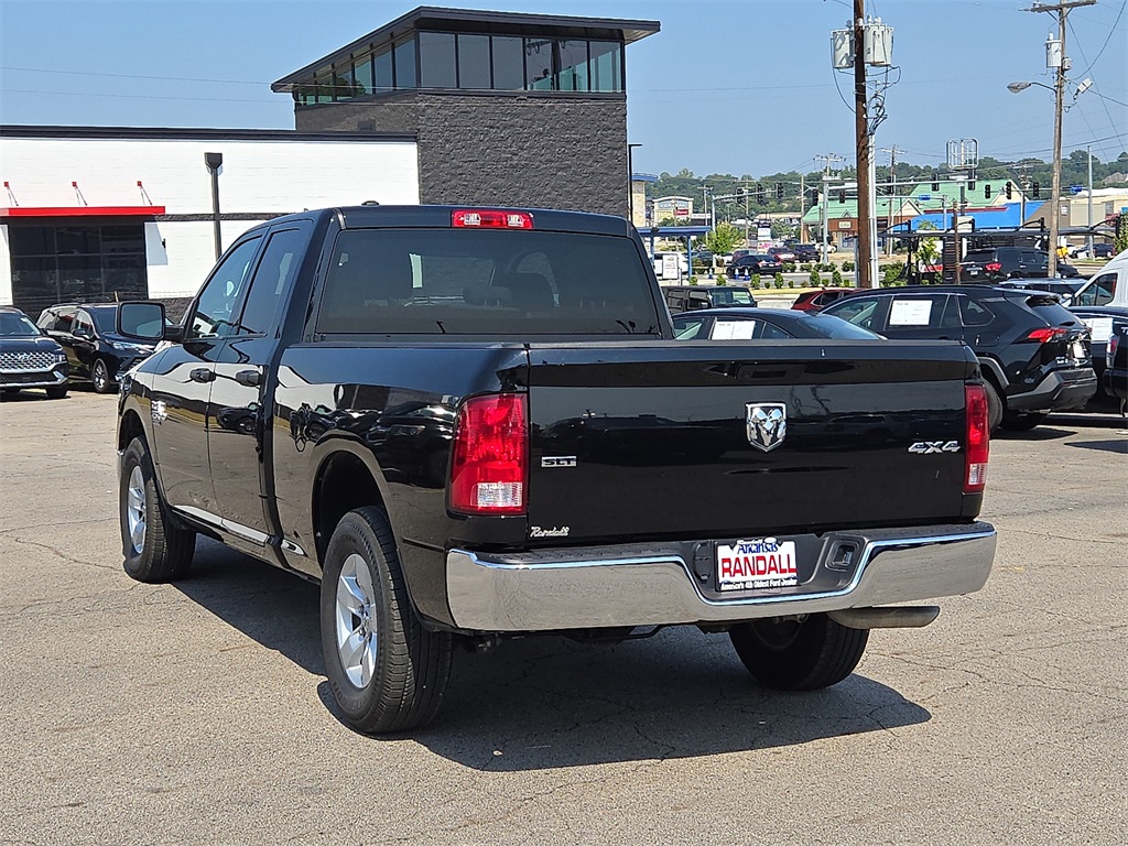 2024 Ram 1500 Classic SLT photo 4
