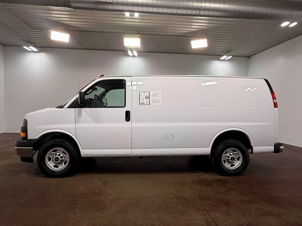 2024 Gmc Savana 2500 Cargo photo 2