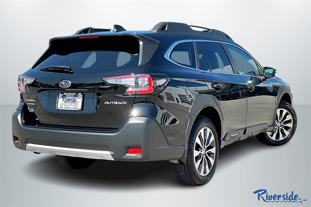 2025 Subaru Outback Limited photo 3