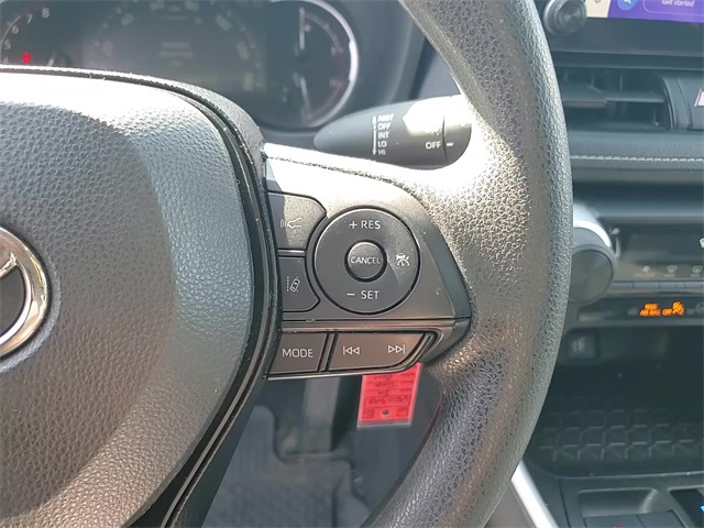 2024 Toyota RAV4 LE photo 10
