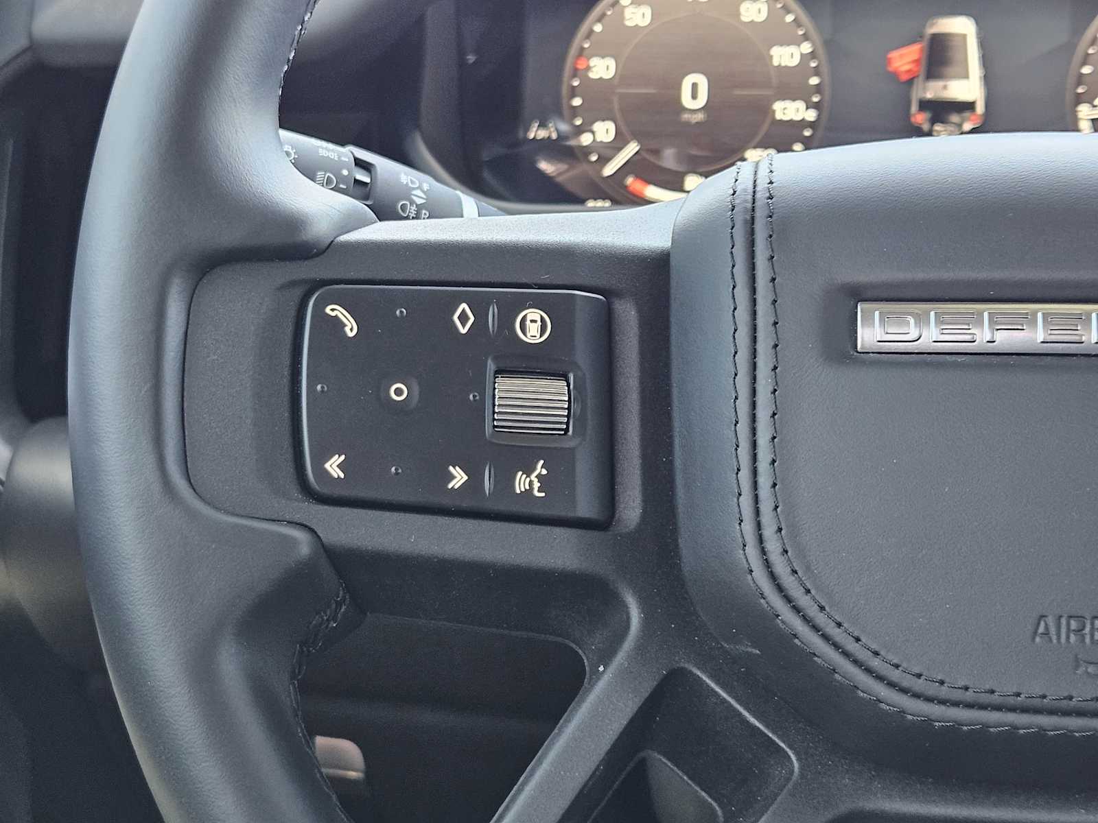2024 Land Rover Defender Outbound photo 28
