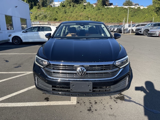 2024 Volkswagen Jetta 1.5T SEL photo 4