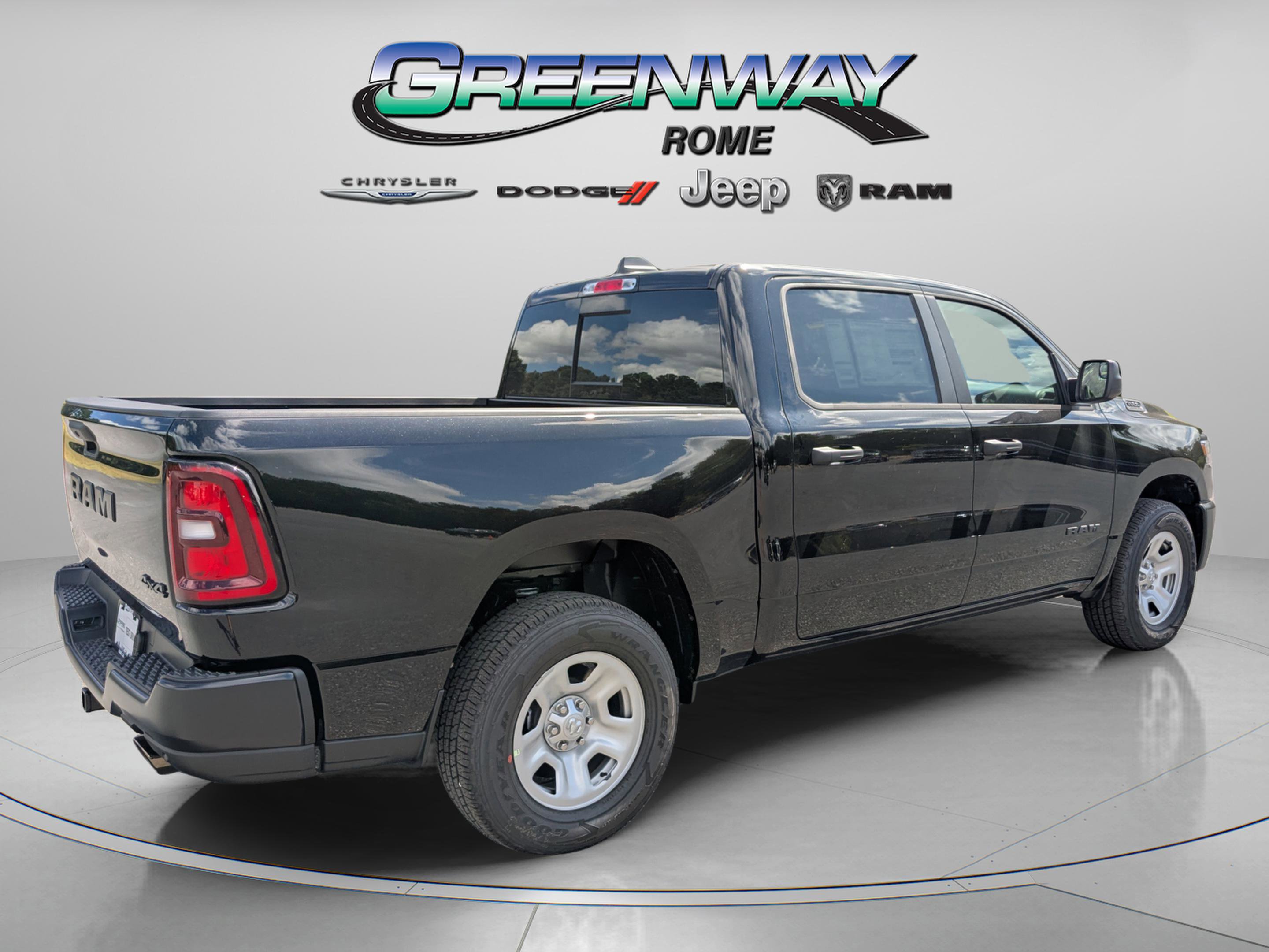 2026 Ram 1500 Tradesman photo 4