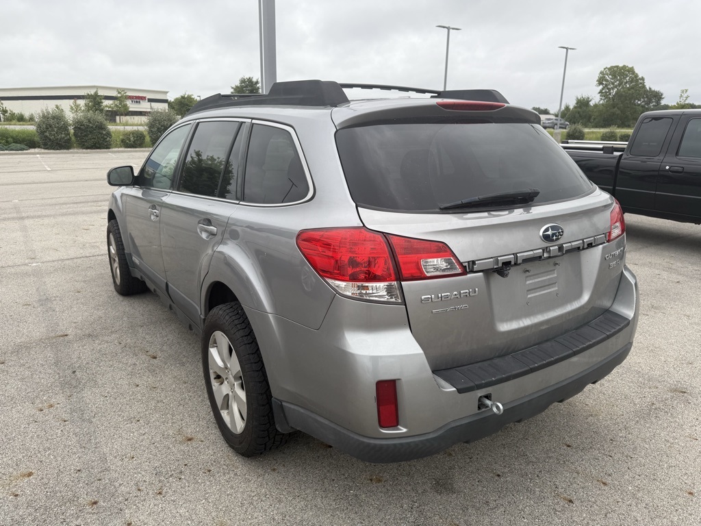 2010 Subaru Outback 3.6R photo 7
