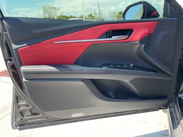 2025 Toyota Camry XSE photo 10