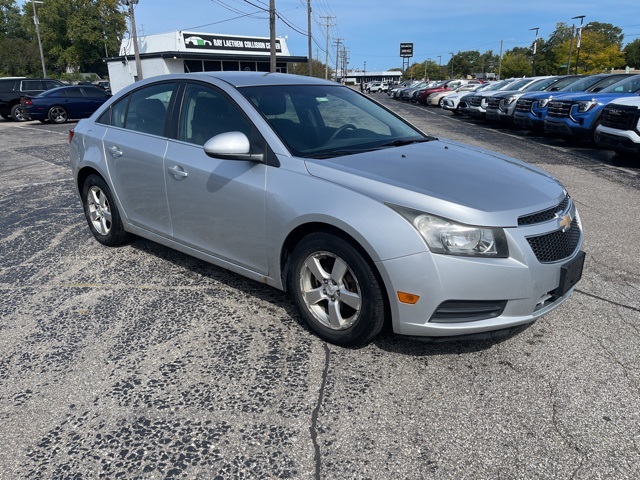 2012 Chevrolet Cruze photo 3