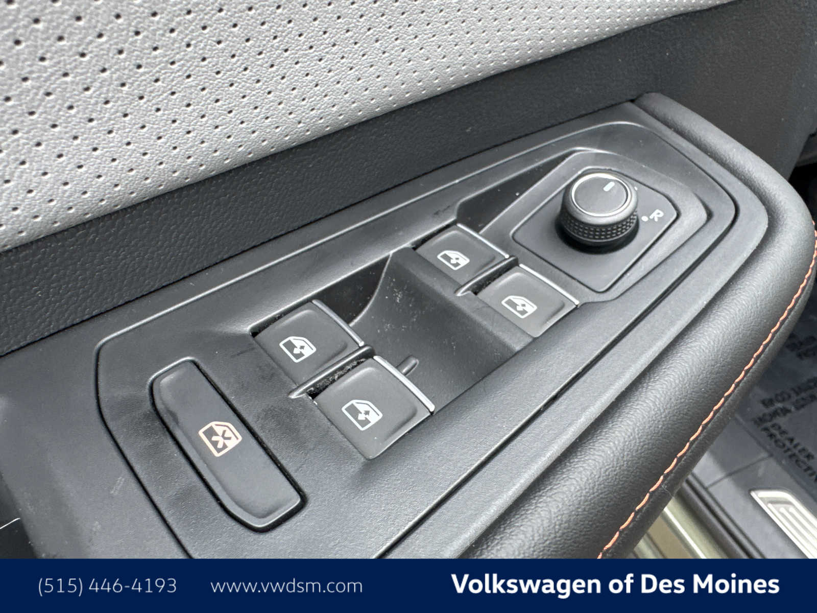 2025 Volkswagen Atlas Peak Edition SE photo 18