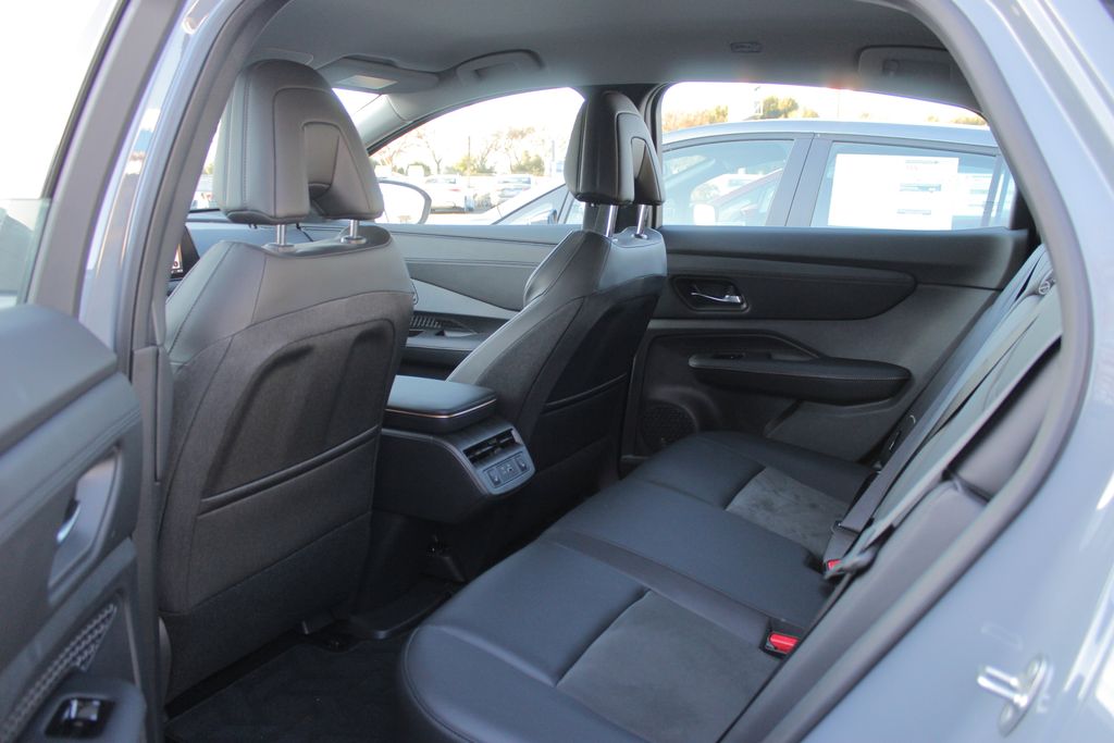 2024 Nissan ARIYA Engage photo 8