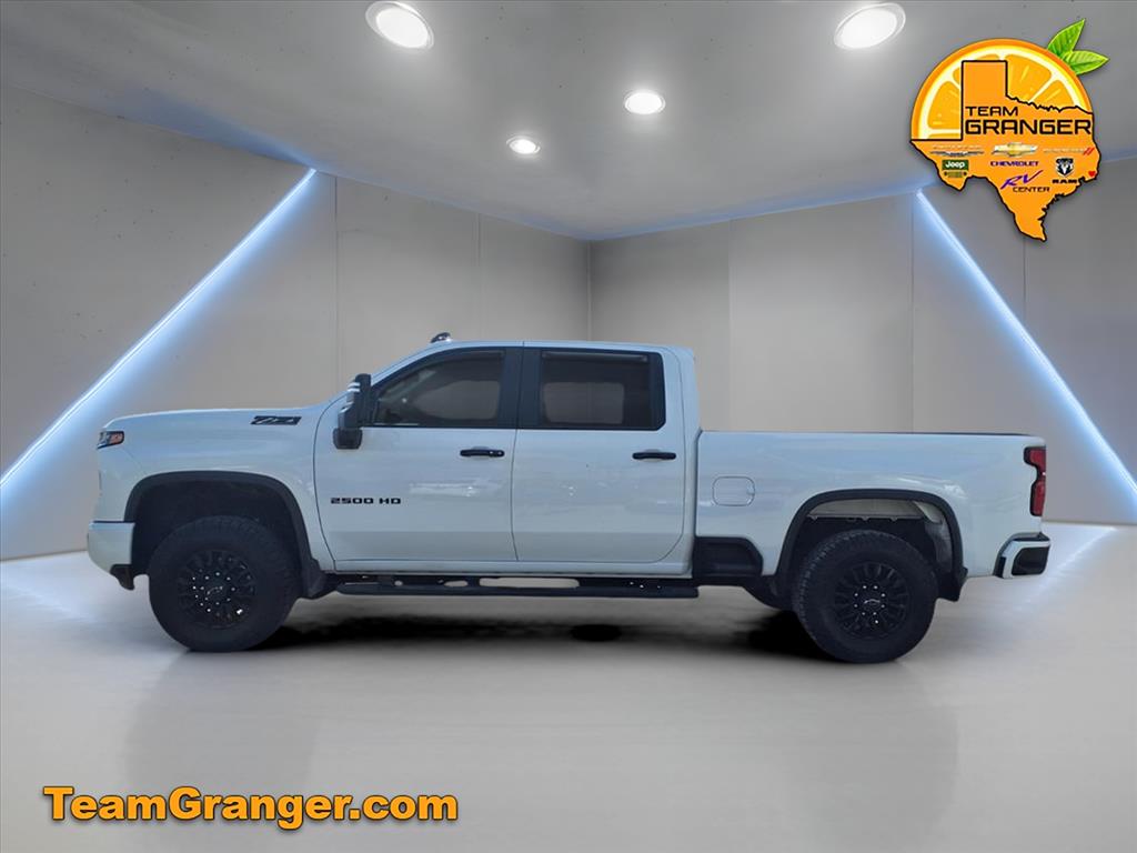 2024 Chevrolet Silverado 2500HD LT photo 4