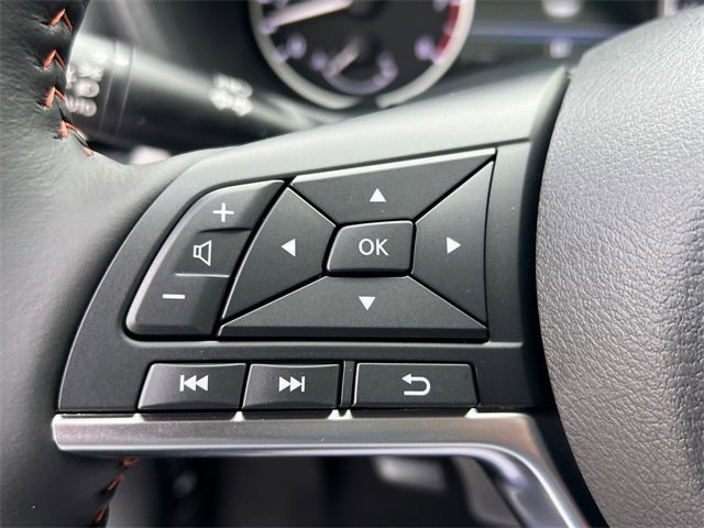 2025 Nissan Sentra SR photo 6