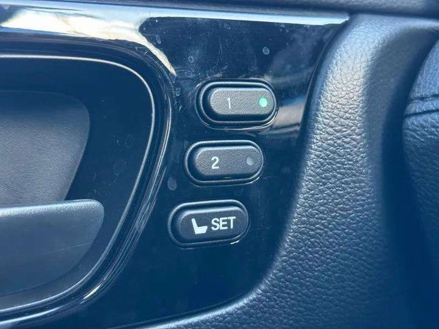 2025 Honda Odyssey Touring photo 15