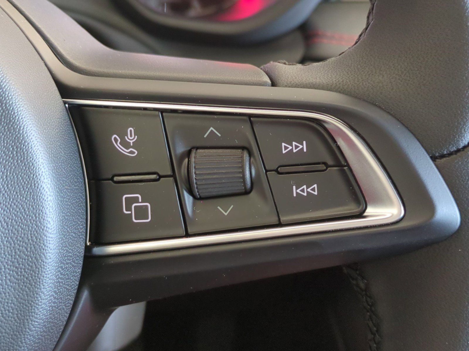 2025 Dodge Hornet GT photo 21