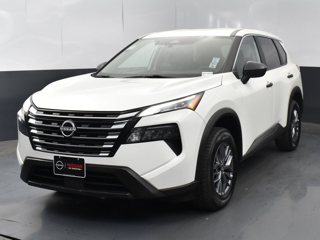 2024 Nissan Rogue S photo 3