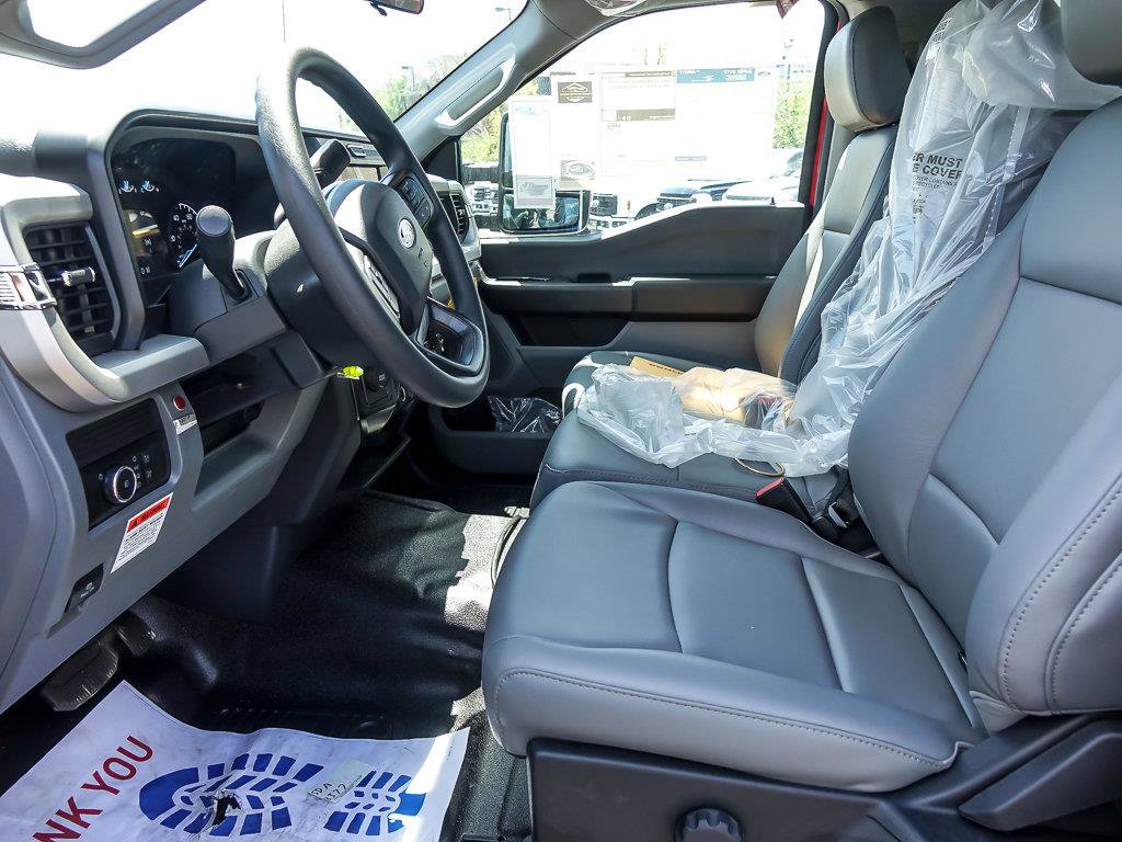 2025 FORD F-450 - Image 12