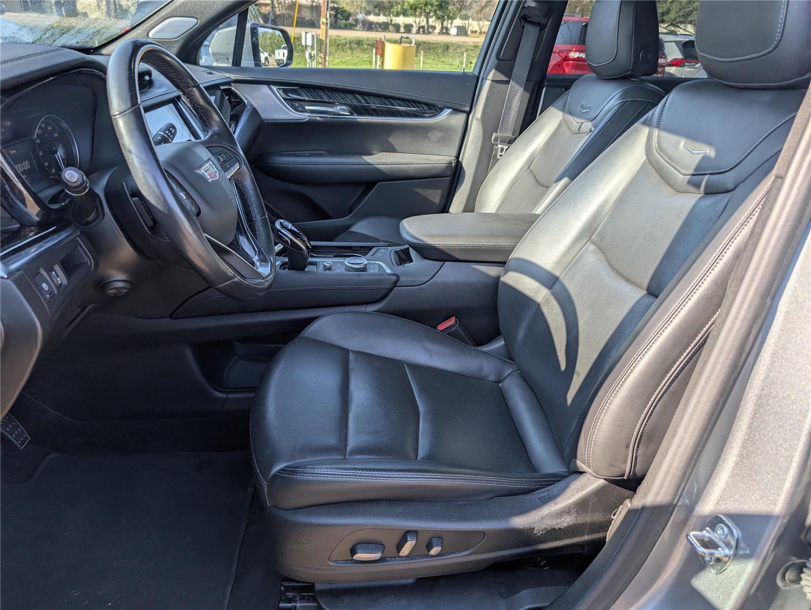 2023 Cadillac XT6 Premium Luxury photo 9