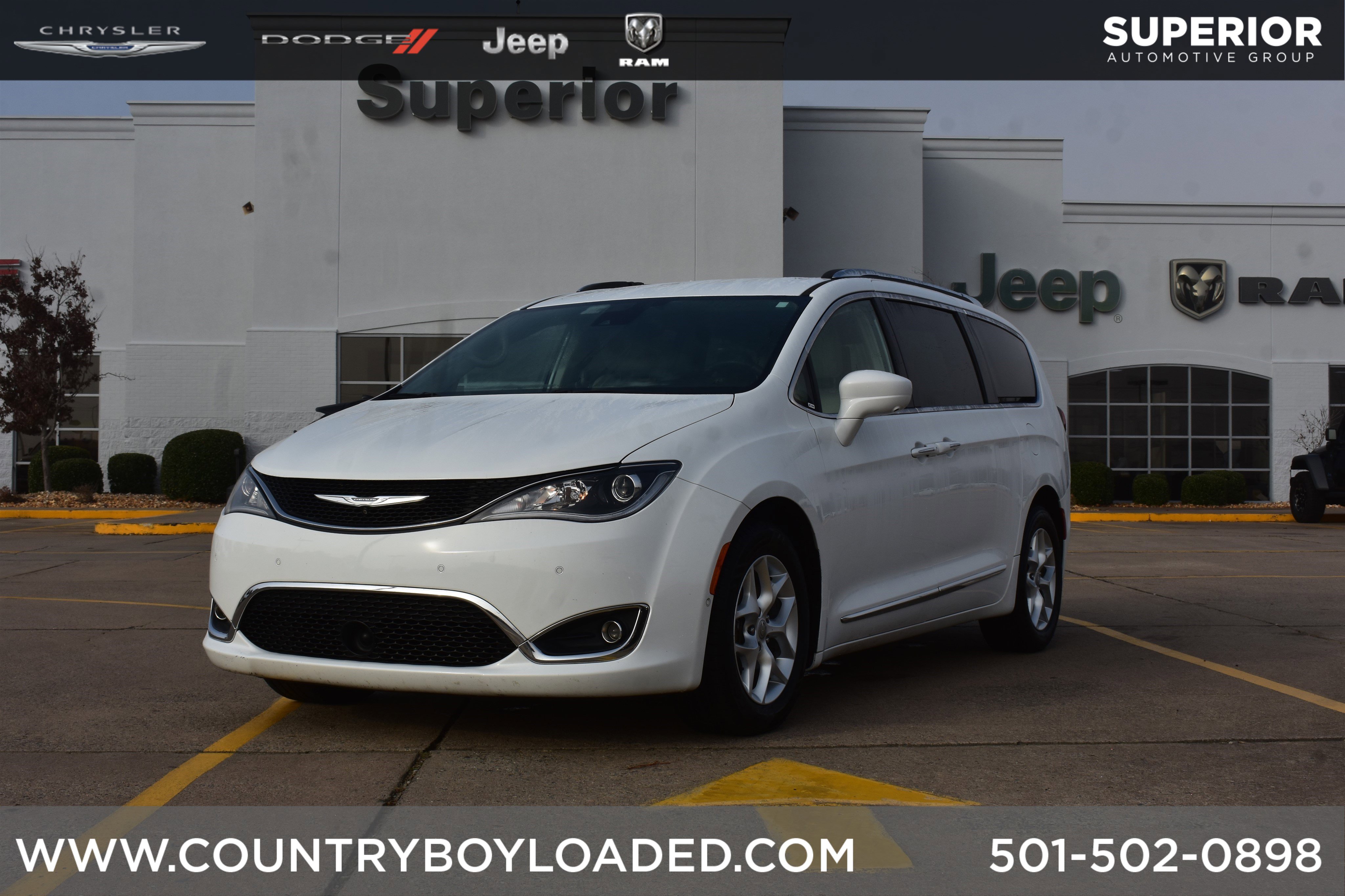 2018 Chrysler Pacifica Touring L Plus's photo