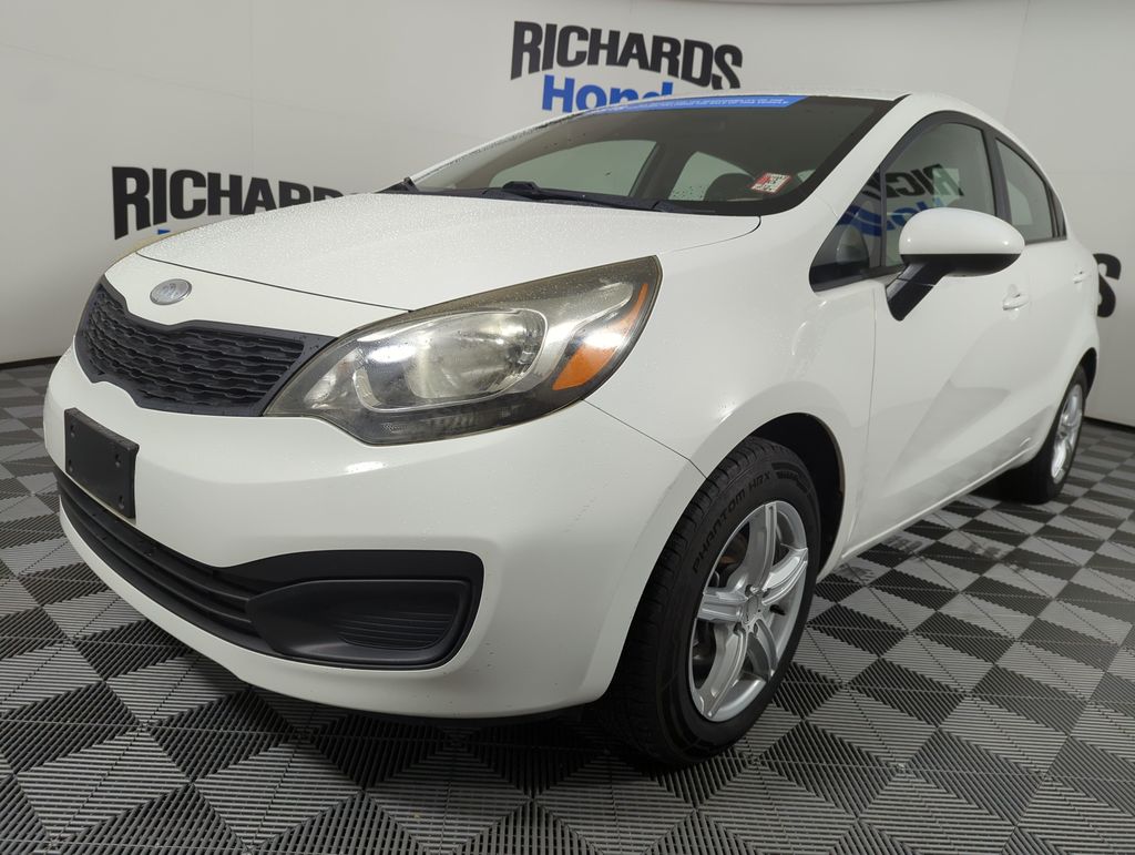 2013 Kia Rio LX's photo