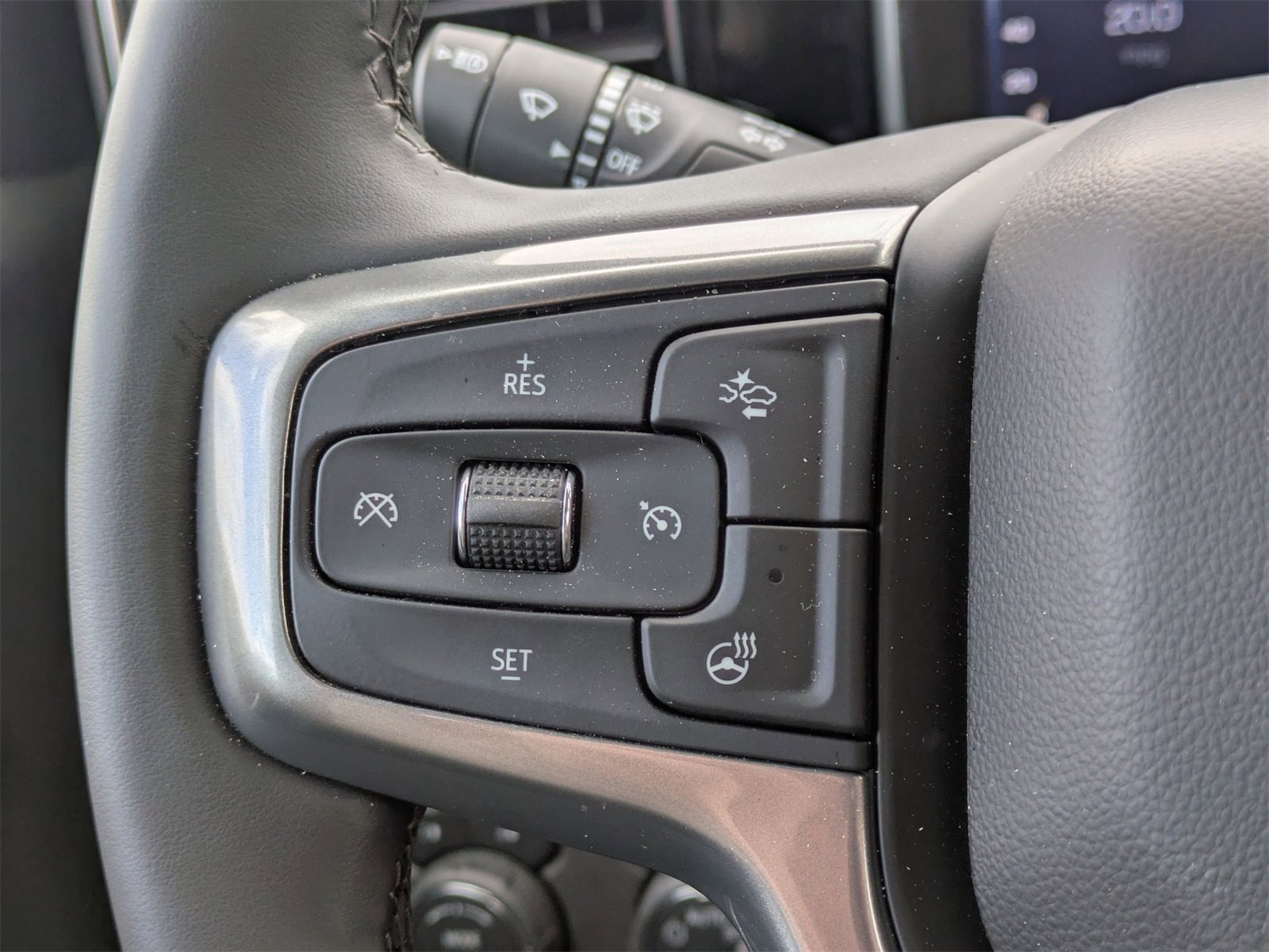 2025 Chevrolet Silverado 1500 LT photo 22