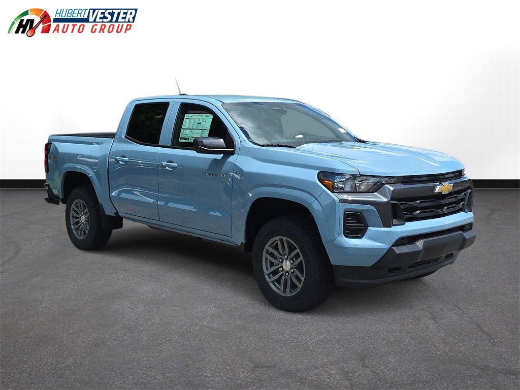 2025 Chevrolet Colorado Work Truck LT photo 4