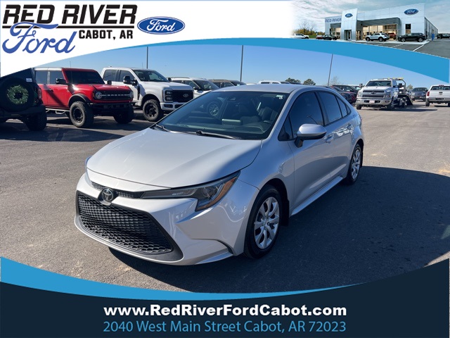 2022 Toyota Corolla LE's photo