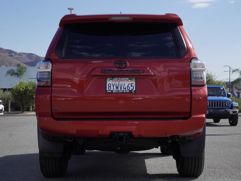 2022 Toyota 4Runner SR5 Premium photo 4