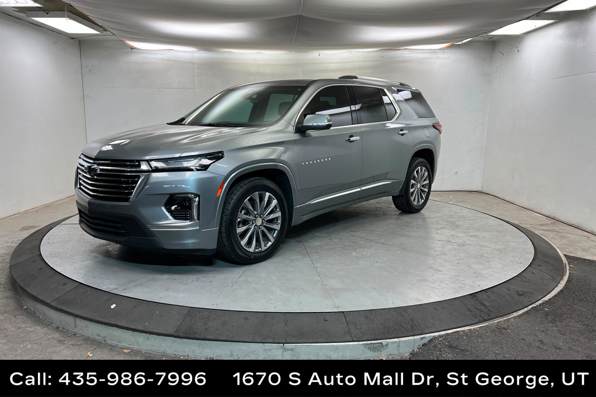 2023 Chevrolet Traverse Premier's photo