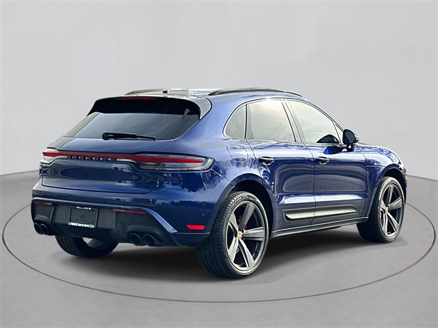 2023 Porsche Macan Base photo 3