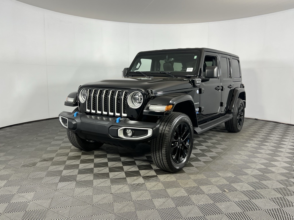 2022 Jeep Wrangler Unlimited Sahara 4xe photo 2