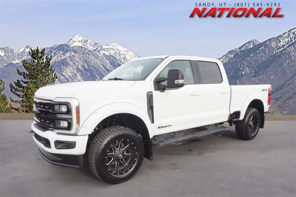2024 Ford F-350 Super Duty Lariat's photo