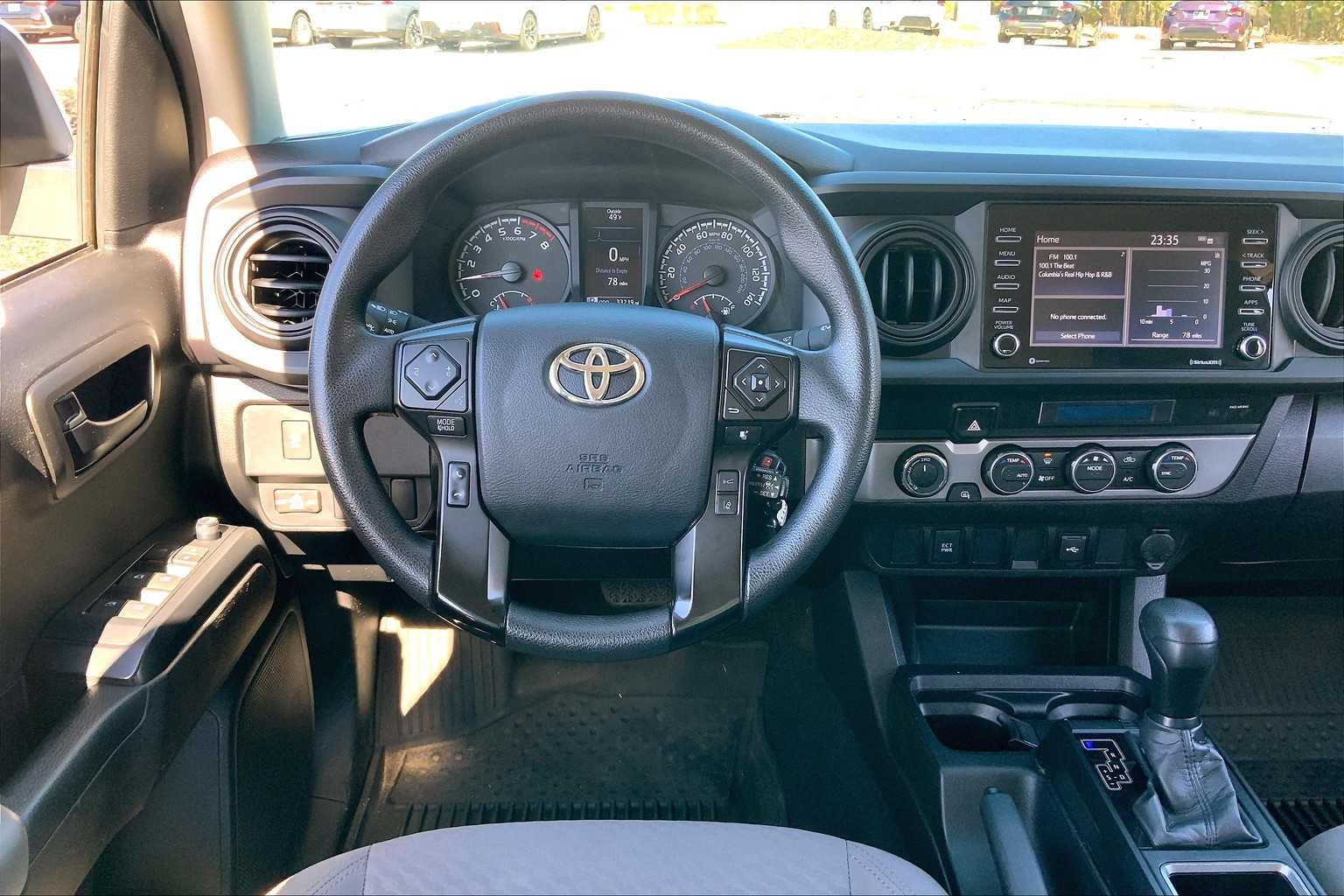 Image 4 of 2023 Toyota Tacoma SR 4WD CrewMAX