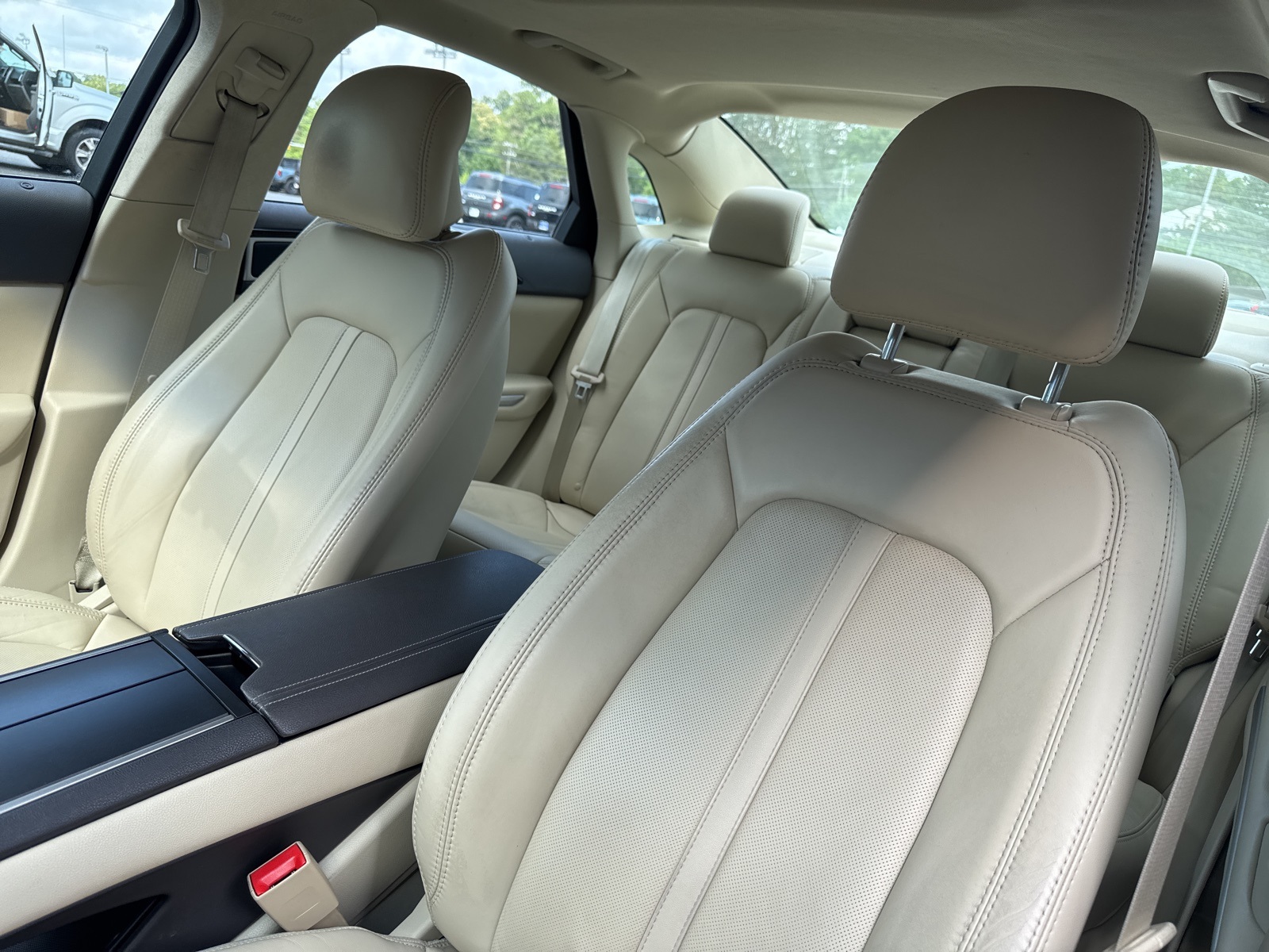 2013 Lincoln MKZ Hybrid photo 33
