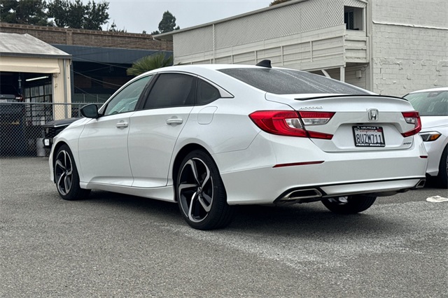 2021 Honda Accord Sport photo 4