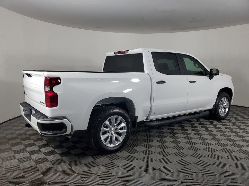 2025 Chevrolet Silverado 1500 Custom photo 4