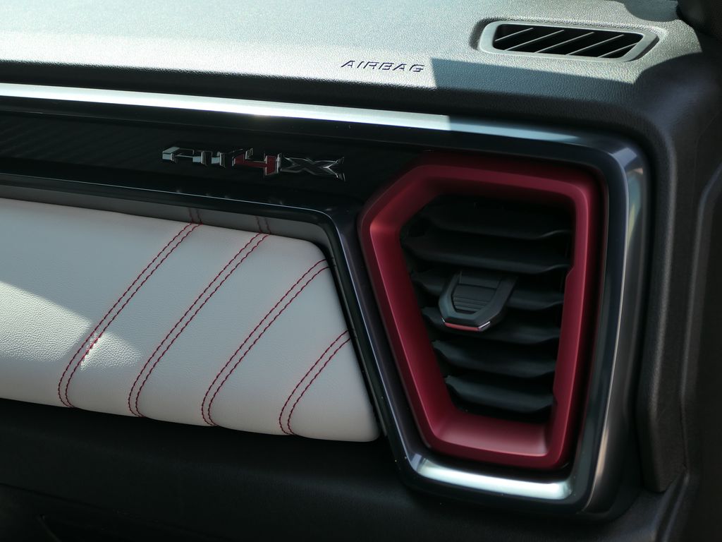 2024 Gmc Canyon AT4X photo 25