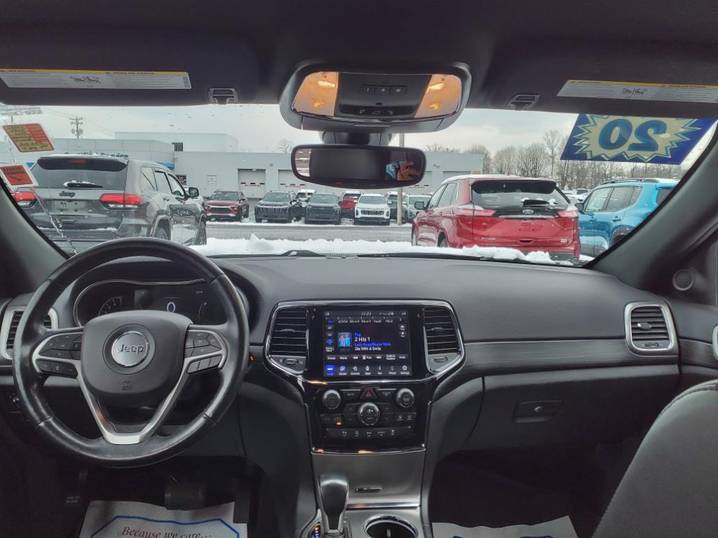 2020 Jeep Grand Cherokee Altitude photo 26