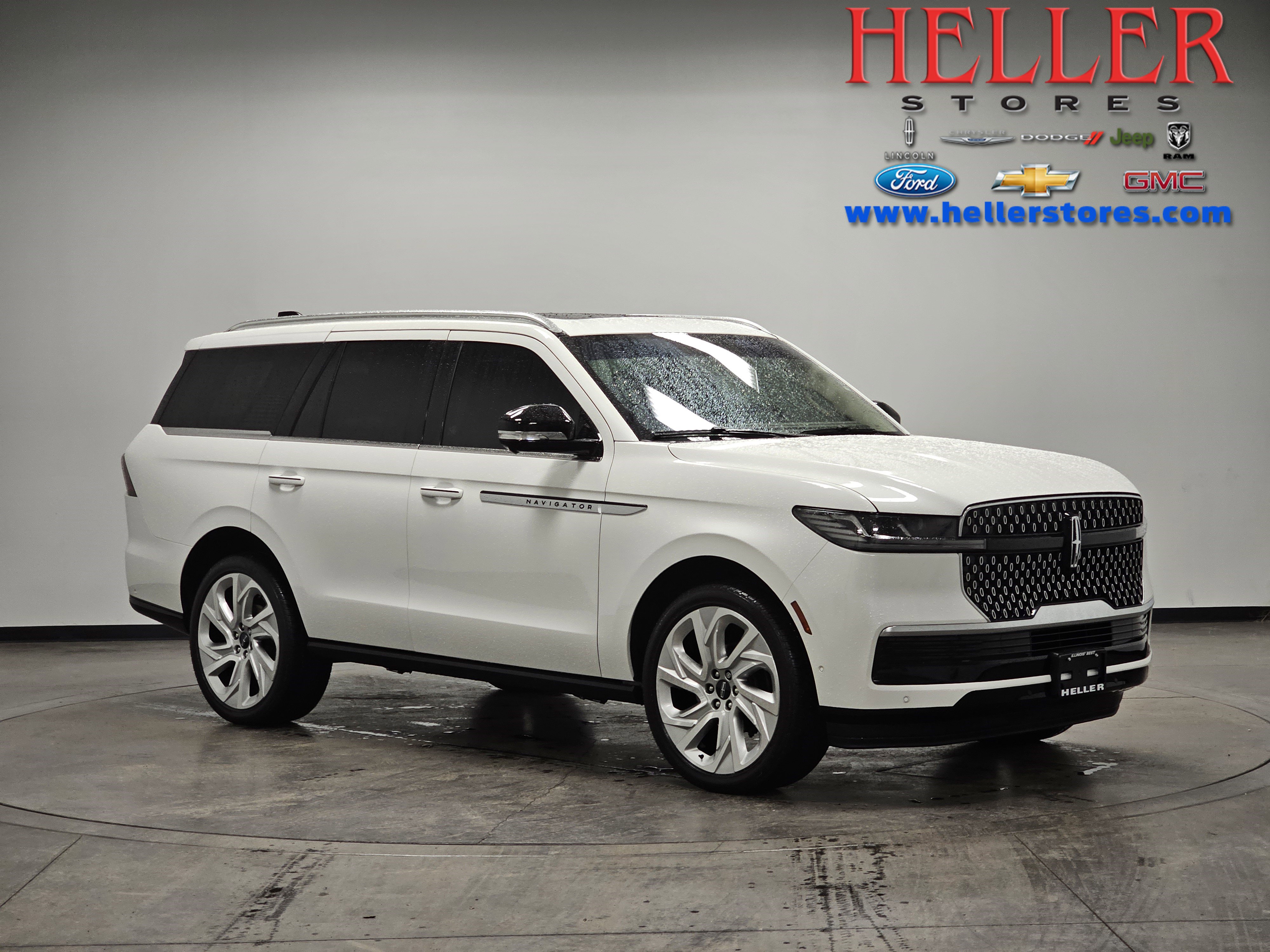 2025 Lincoln Navigator Reserve's photo