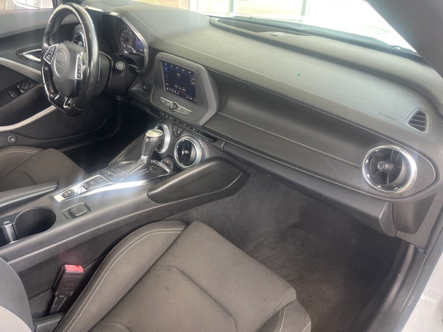 2022 Chevrolet Camaro 1LT photo 28