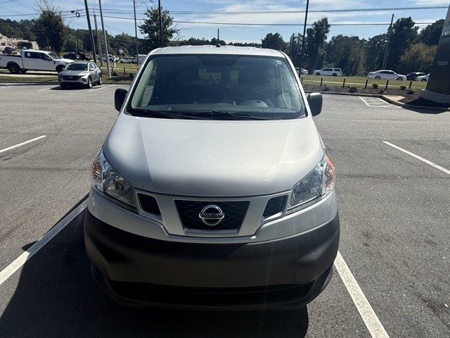 2019 Nissan NV200 S photo 2