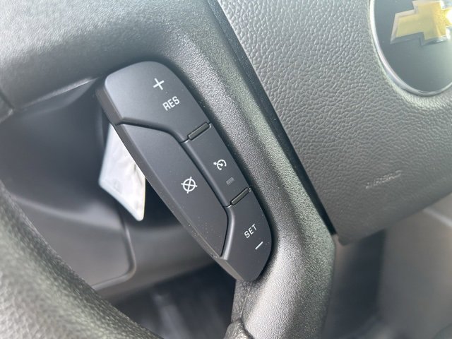 2025 Chevrolet Express Cargo 2500 photo 17